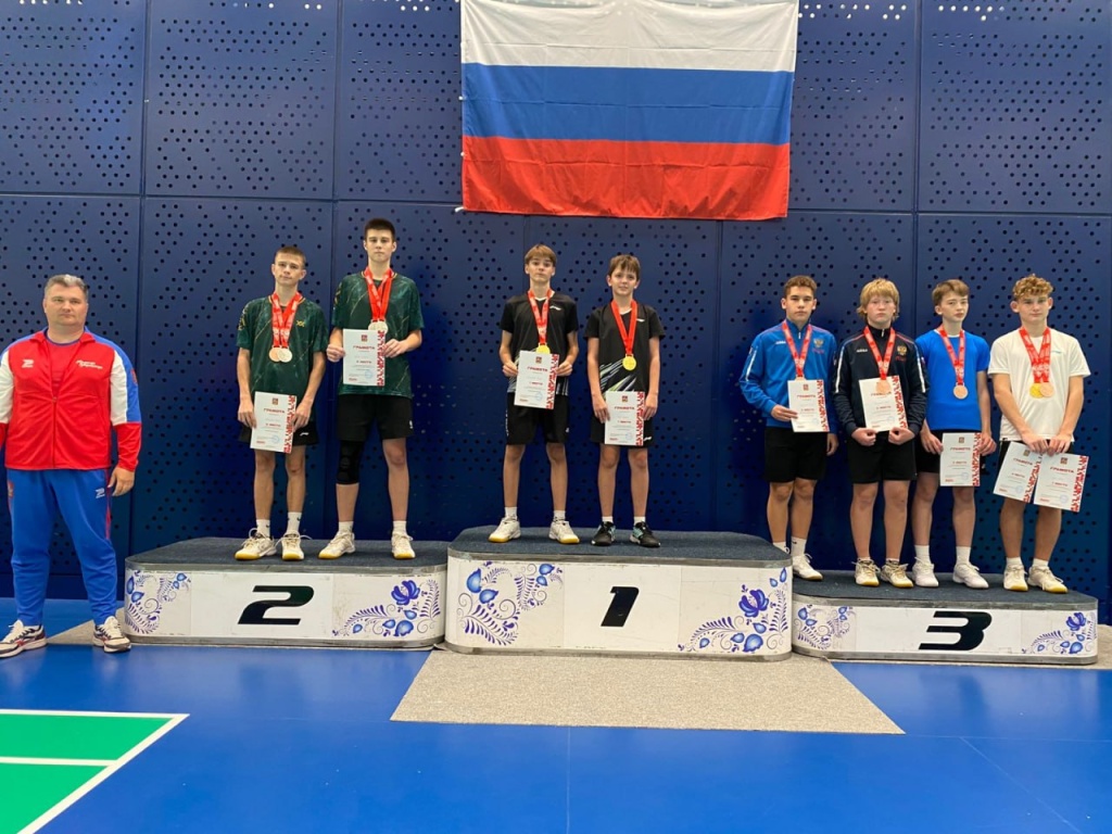 Юные звёзды бадминтона из Красноармейска завоевали подиумы на всероссийских и областных соревнованиях