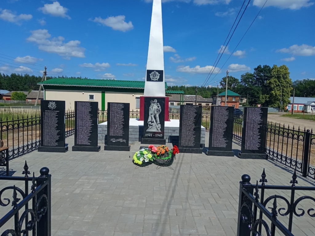 В Алексеевке открыли памятник участникам Великой Отечественной войны