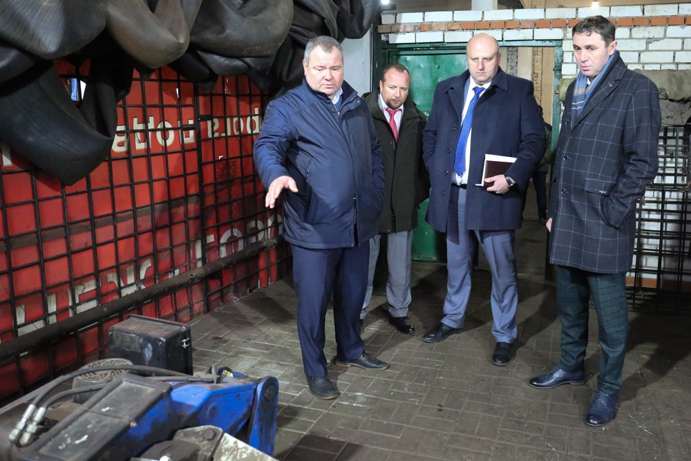 Сергей Петрин пообщался с сотрудниками комбината благоустройства Центрального района