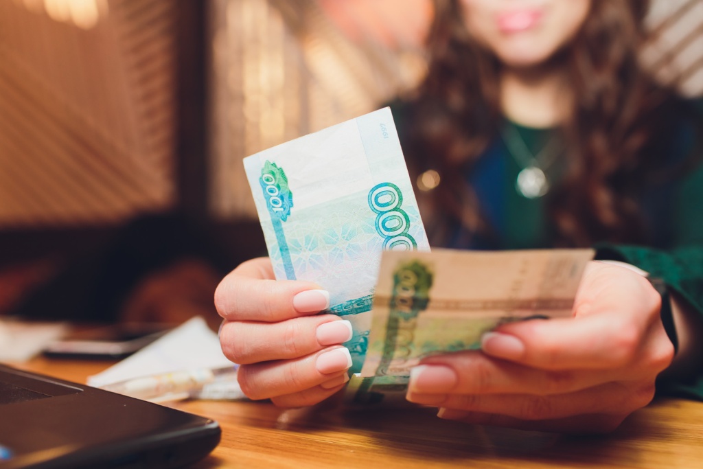 Четверо жителей Санкт-Петербурга обратились в прокуратуру из-за невыплаты зарплаты Четверо жителей Санкт-Петербурга обратились в прокуратуру из-за невыплаты зарплаты