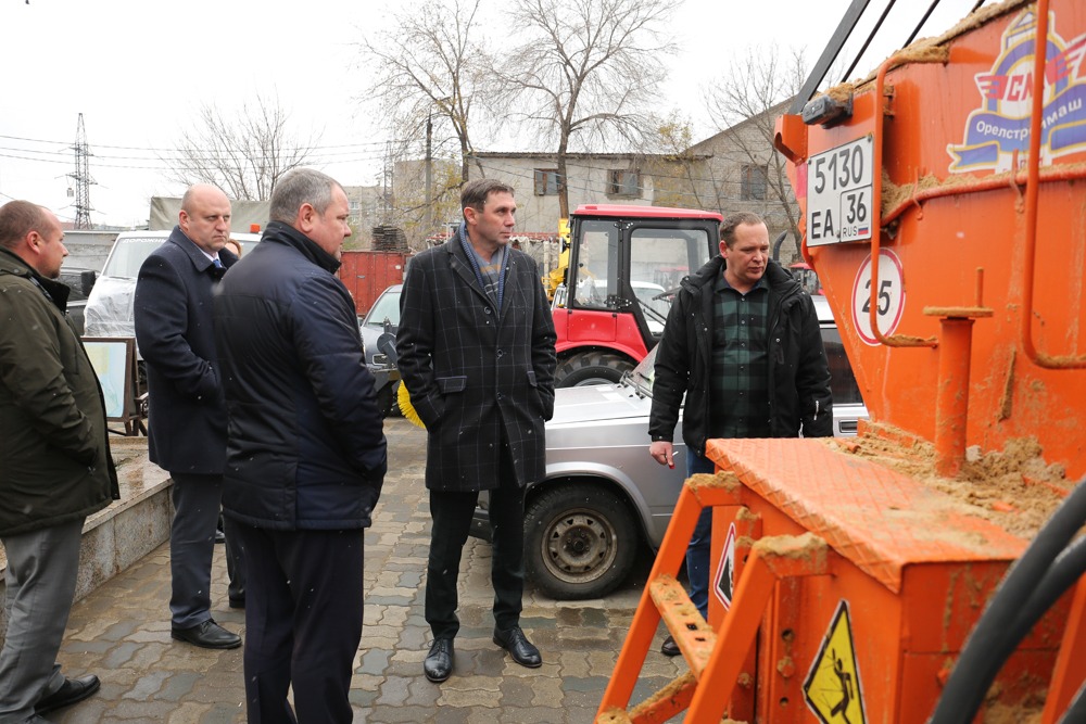 Сергей Петрин пообщался с сотрудниками комбината благоустройства Центрального района
