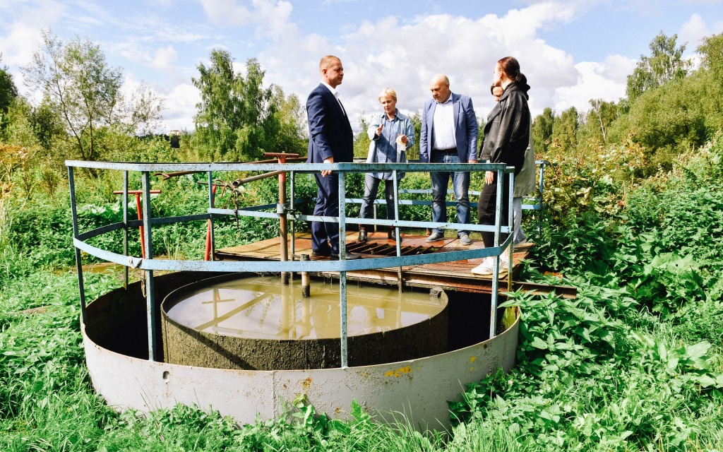 Артём Садула проверил, как обеспечивается экологическая безопасность очистных сооружений в посёлке Лесном