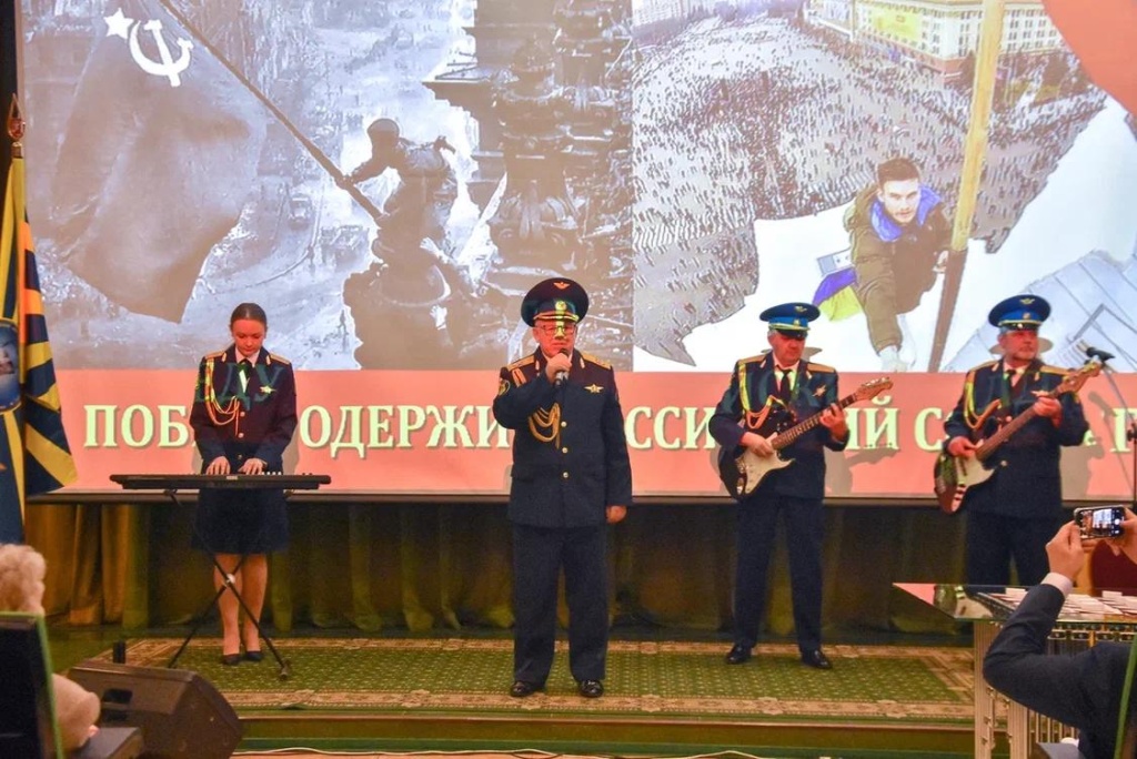 В Москве наградили победителей Международного конкурса «Герои – в песнях» и презентовали Международную конвенцию по защите воинских памятников В Москве наградили победителей Международного конкурса «Герои – в песнях» и презентовали Международную конвенцию по защите воинских памятников