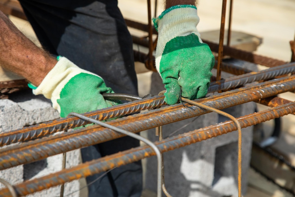 В Иркутске благоустраивают несколько общественных пространств В Иркутске благоустраивают несколько общественных пространств