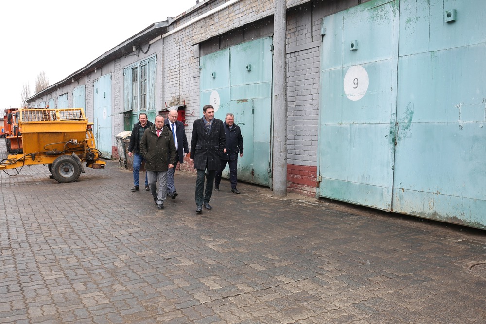 Сергей Петрин пообщался с сотрудниками комбината благоустройства Центрального района