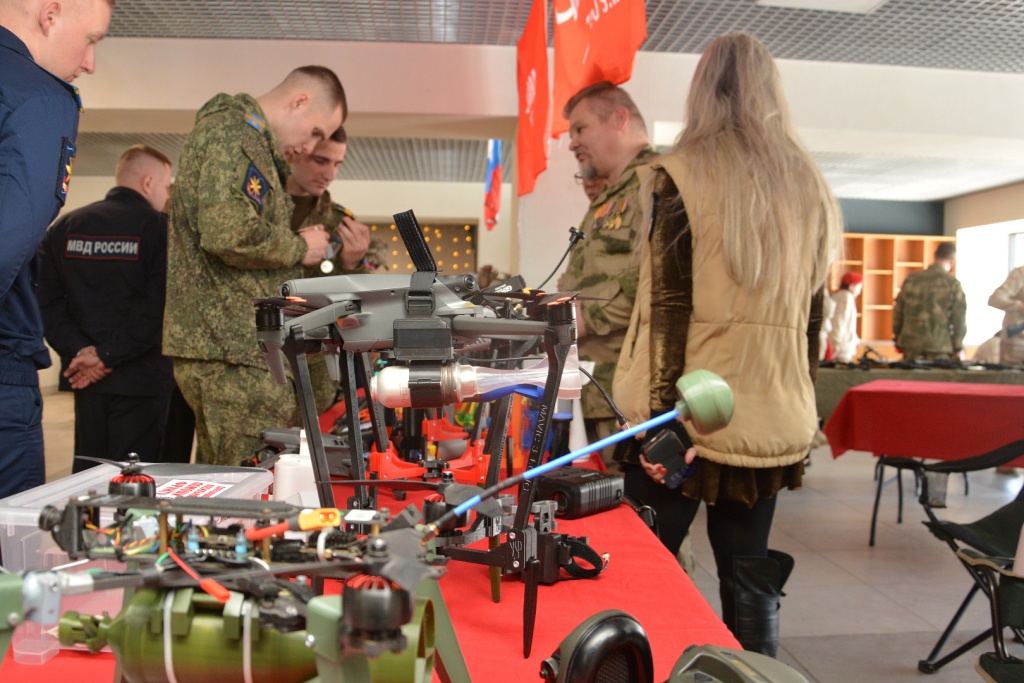 Председатель Воронежской гордумы Андрей Дьяченко принял участие в общероссийском Уроке Мужества