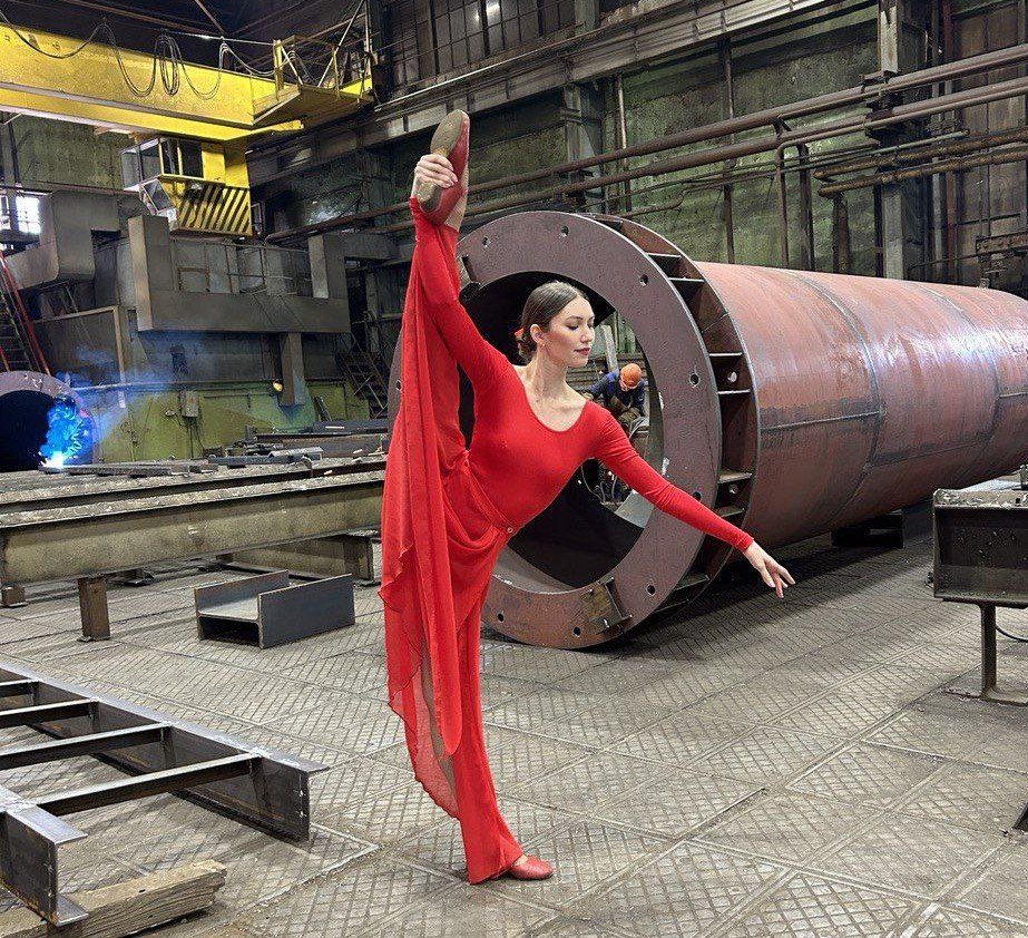 Труд в искусстве